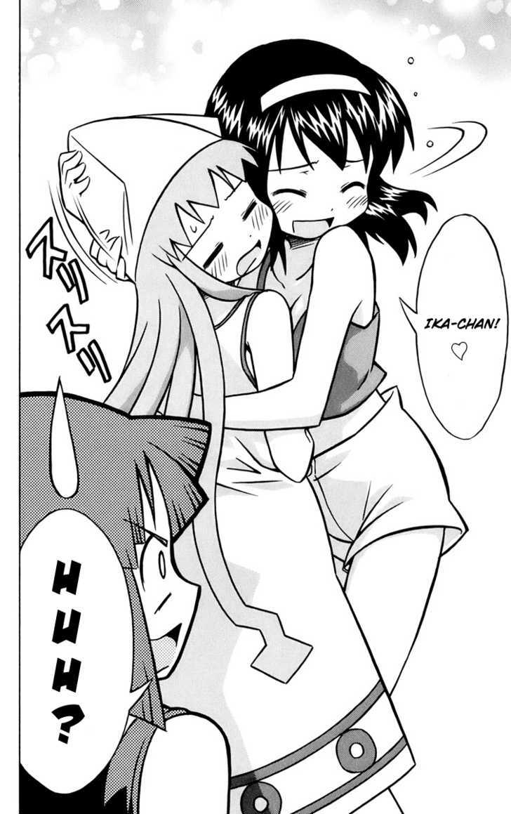 Shinryaku! Ika Musume - Vol.1 Chapter 11 : Am I Not Interrupting?